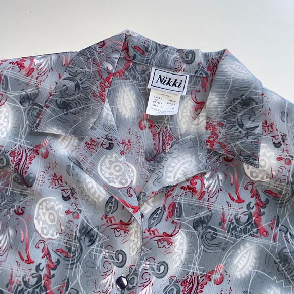 Nikki Tops - Nikki Vintage Gray Red Abstract Paisley Button Up Blouse Petite 6 Short Slv